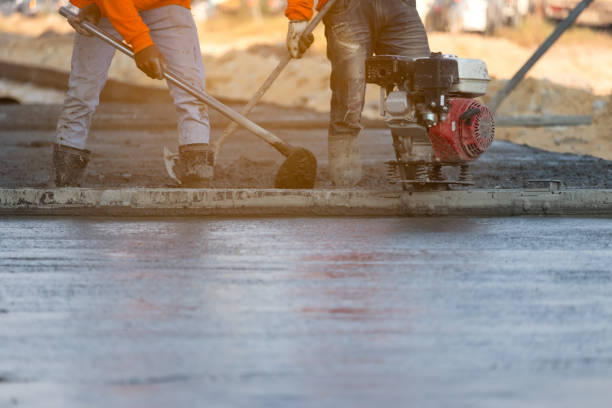 Best Concrete Patio Contractor  in Owosso, MI